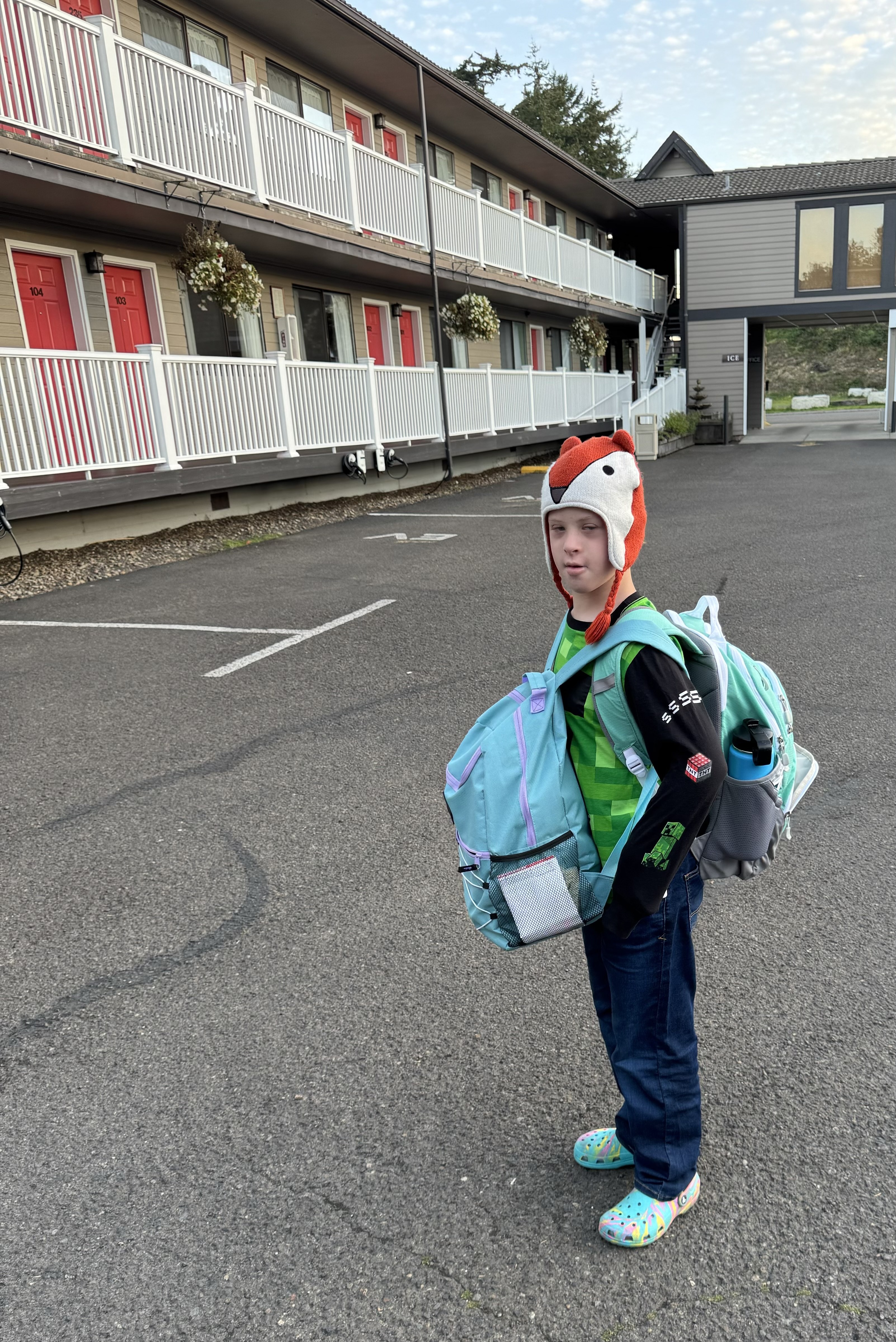 Dylan packing up, Florence